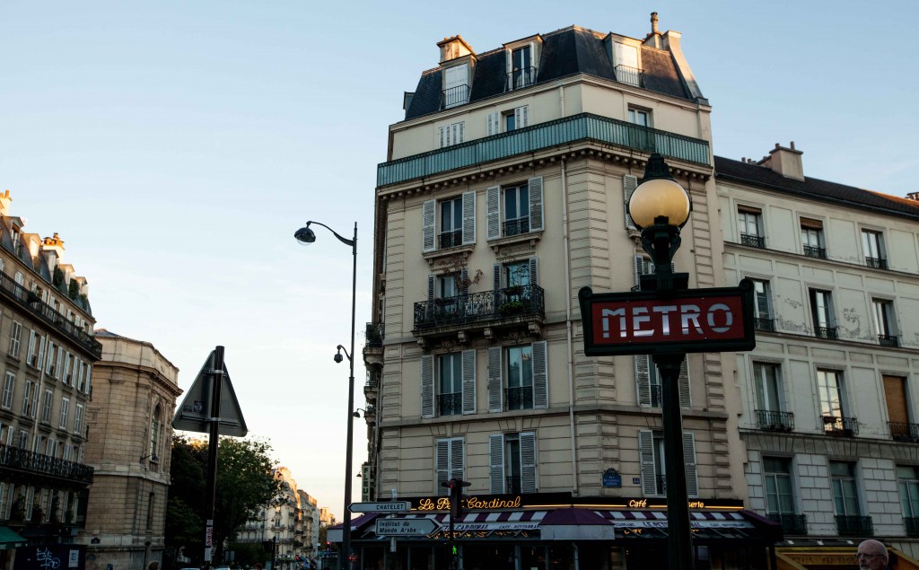 Paris metro makes getting around Paris a breeze. @shelbymcquilkin 2014